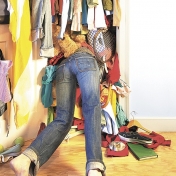 La odisea de elegir un modelito en el periodo de entretiempo