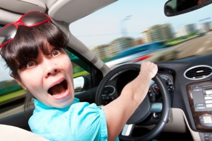 Aventuras y desventuras de una madre en el coche